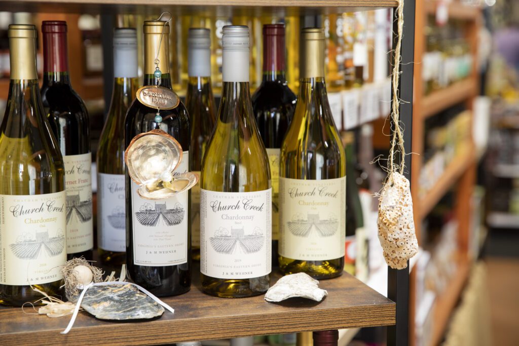 YOUR GUIDE TO FINDING CHATHAM WINE THROUGHOUT OUR REGION